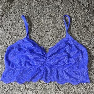 Lace Bralette in Vibrant Purple Size Large Bundle